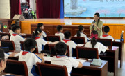 学段无痕 教育有桥  ——甫里中学、叶圣陶实验小学、人教社附属实验小学 “小初衔接”融通教育活动